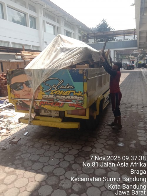 ALGIPIN CETAK PIN DI BANDUNG - CETAK PIN - BIKIN PIN - BUAT PIN, BISNIS DIGITAL BANDUNG - BRANGKAL - PUING - JASA  ANGKUT BUANG PUING BRANGKAL BANDUNG - ANGKUT BUANG BRANGKAL PUING BANDUNG BUANG PUING