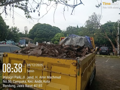 ALGIPIN CETAK PIN DI BANDUNG - CETAK PIN - BIKIN PIN - BUAT PIN, BISNIS DIGITAL BANDUNG - BRANGKAL - PUING - JASA  ANGKUT BUANG PUING BRANGKAL BANDUNG - ANGKUT BUANG BRANGKAL PUING BANDUNG JASA BUANG BRANGKAL